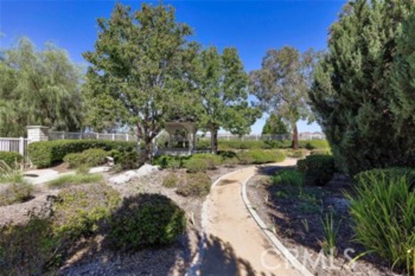 39499 Almaden Circle Photo